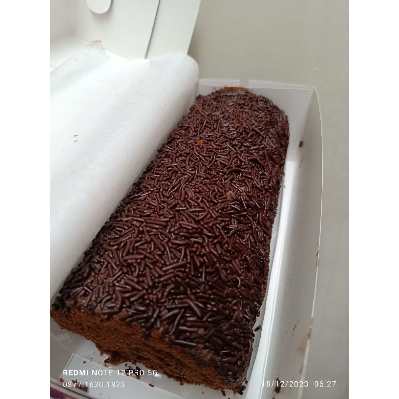 BOLU GULUNG COKLAT MESES /BOLU GULUNG PUTRI MAMA