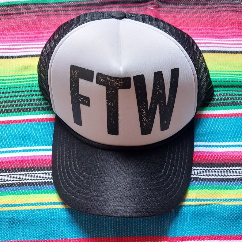 TOPI LAWLESS JAKARTA