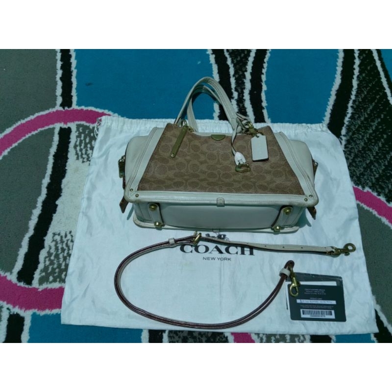 Preloved Coach Dreamer