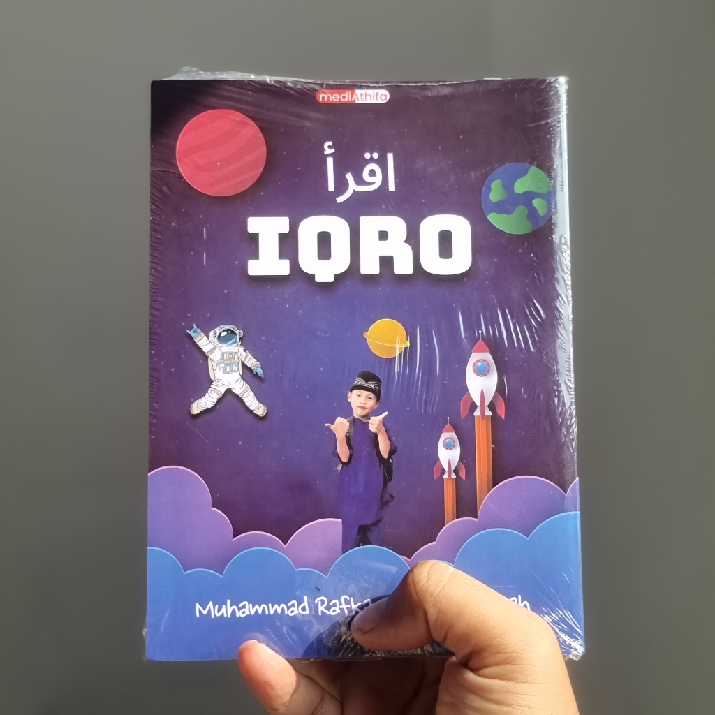 

ASTRONOT DAN ROKET - Iqro Custom Cetak Foto Dan Tulis Nama Anak Souvenir Ulang tahun Anak