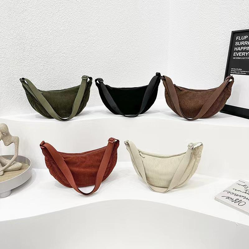 BESTPROMO Tas Selempang Uniqlo Half Moon Waist Bag Nilon Waterproof