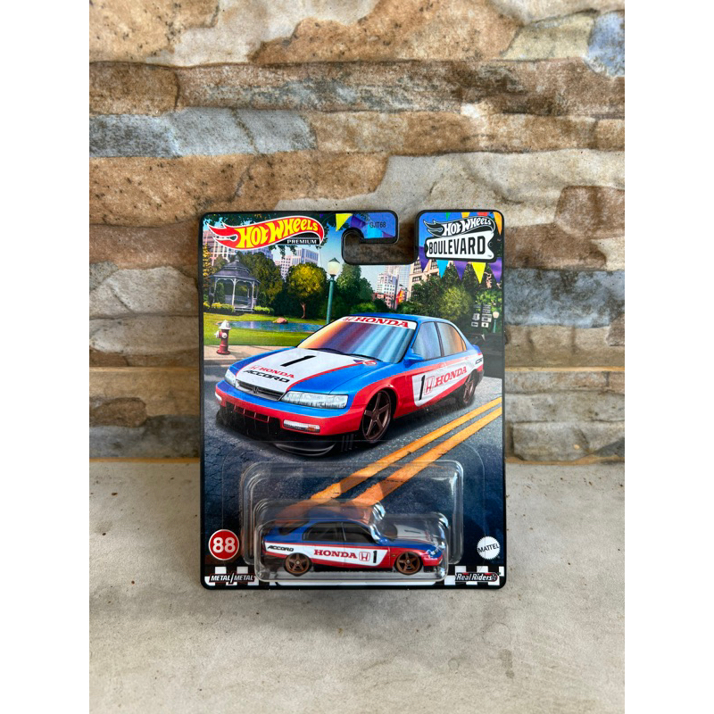 Hot wheels premiun Honda Accord Boulevard