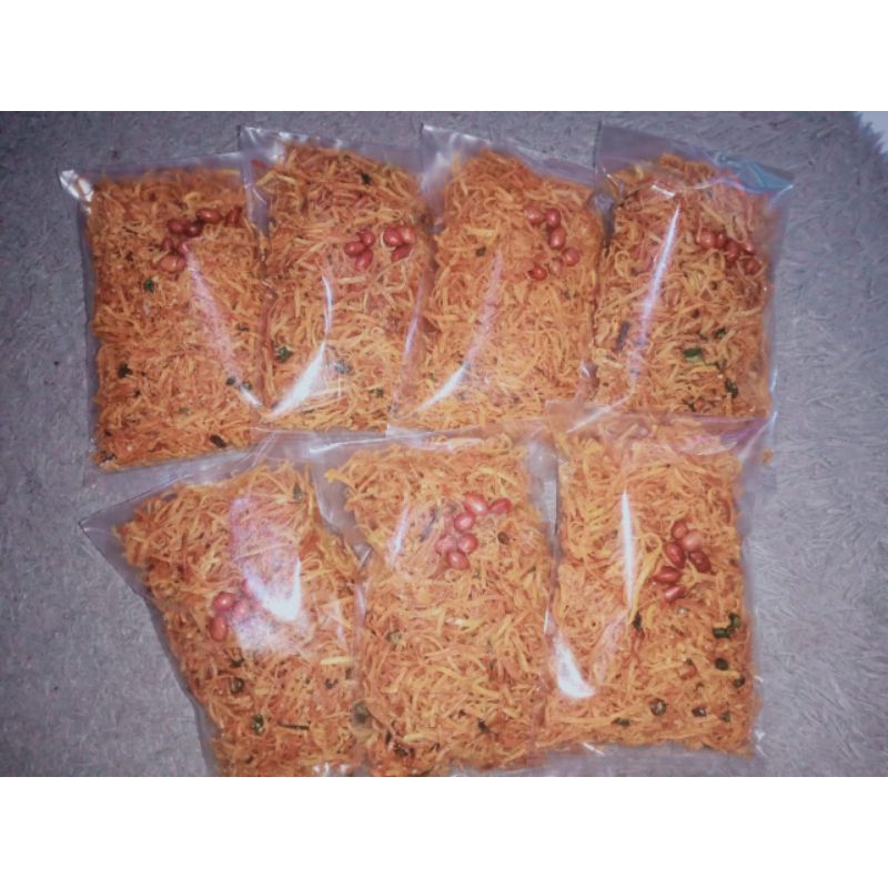 

Serundeng ubi khas padang