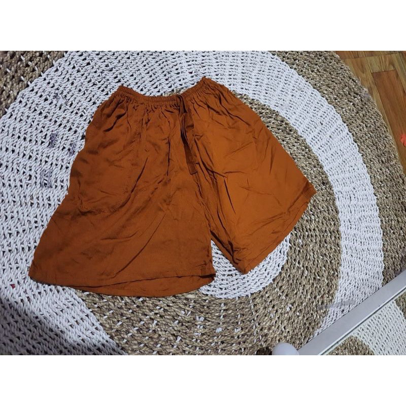 Celana Pendek Wanita Bali Polos