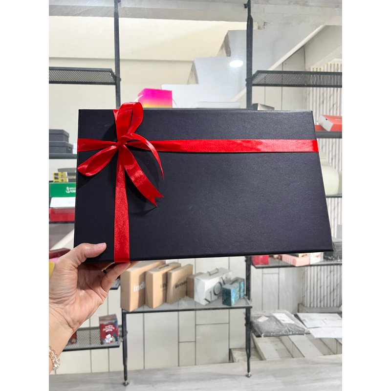 

Christmas Natal hampers hardbox siap dipakai cocok buat gift + Free Pita dan Kartu Ucapan