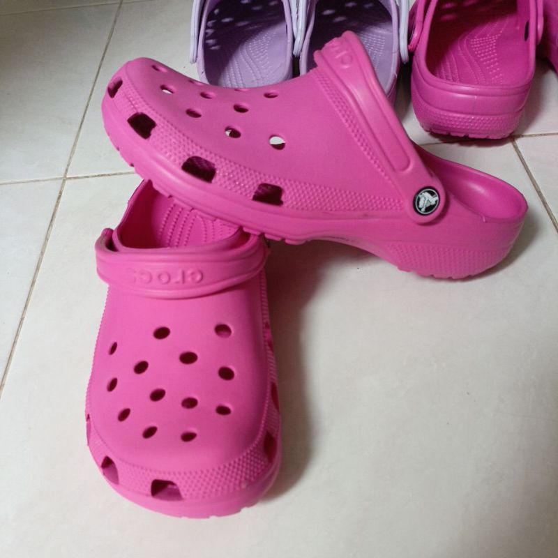 CROCS ORI RIJEK CUTTING PABRIK sz 40.