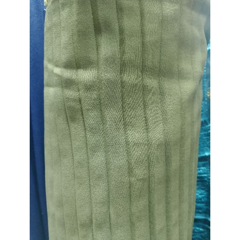 Bahan/Kain Plisket Moscrep Polos/Plisket Polos Warna Hijau Army/Army