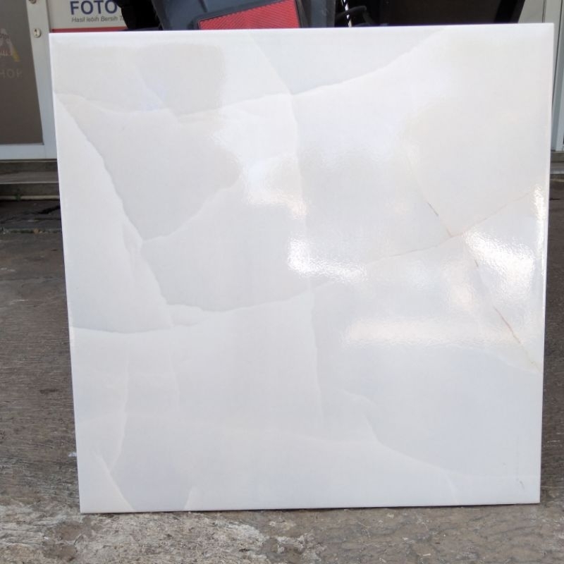 KERAMIK LANTAI MURAH  ASIA TILE MALIBU GREY 40X40 KW2