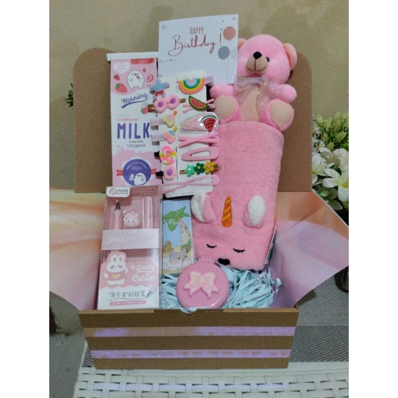 Hampers Kado Ultah Anak Perempuan Pinky Hadiah Ultah Anak Cewek