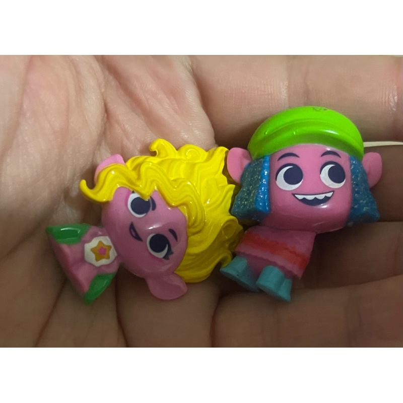 trolls band together mineez