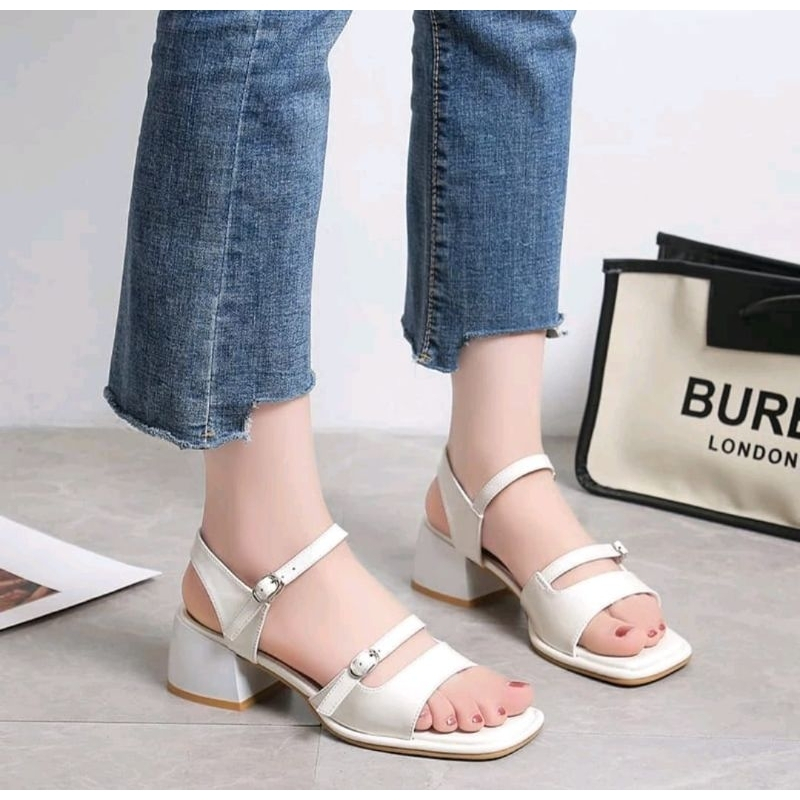 High Heel Hak Tahu Kotak Tali Gesper 5cm Glossy Murah Meriah US 143