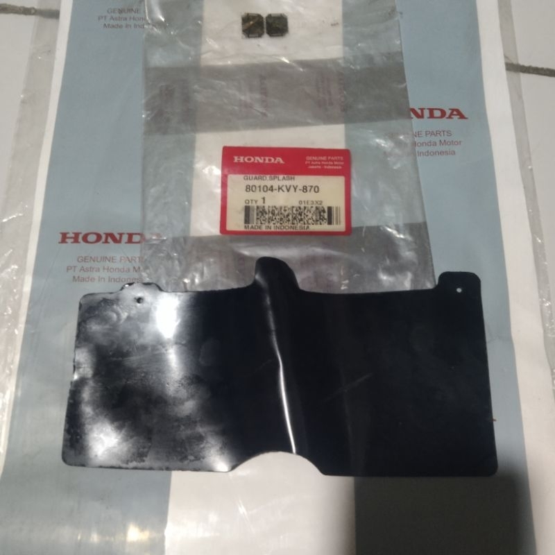 karet penahan lumpur spakbor belakang guard,splash Honda beat karbu ori 80104-kvy-870
