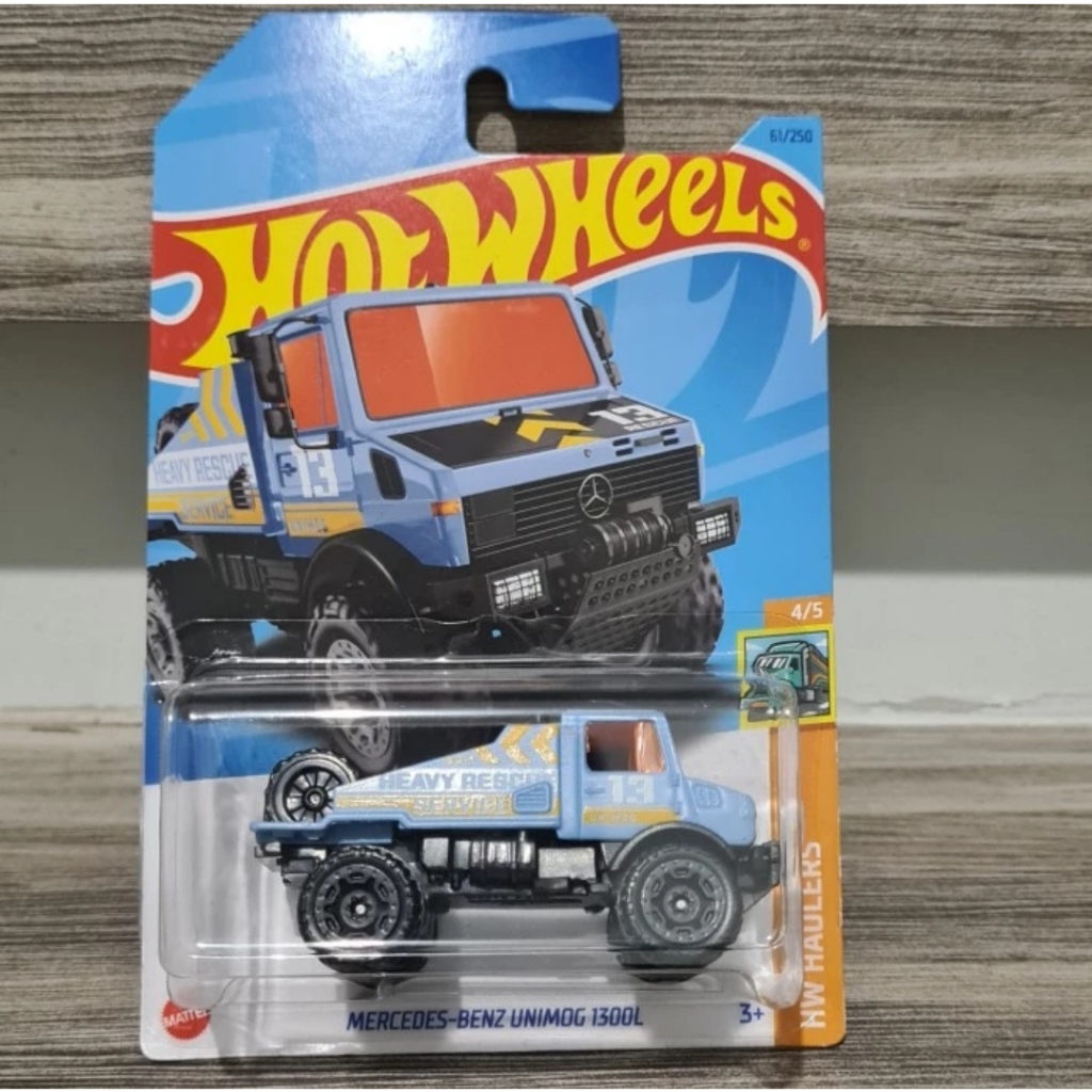 HOTWHEELS Mercy Unimog blue