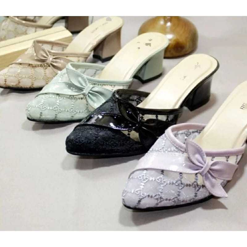 Sandal slop wanita Sandal wedges wanita motif brukat
