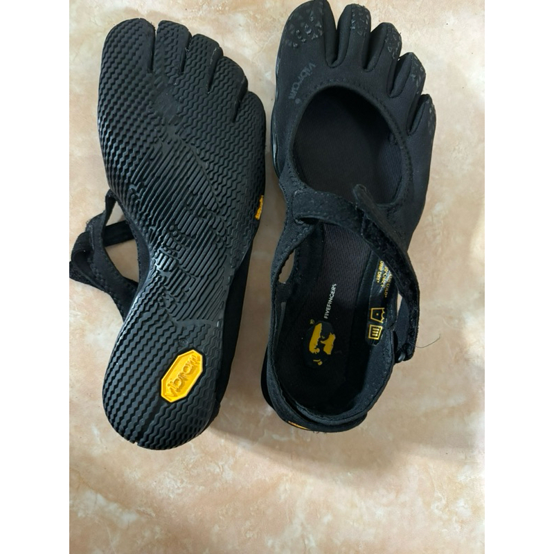vibram five fingres