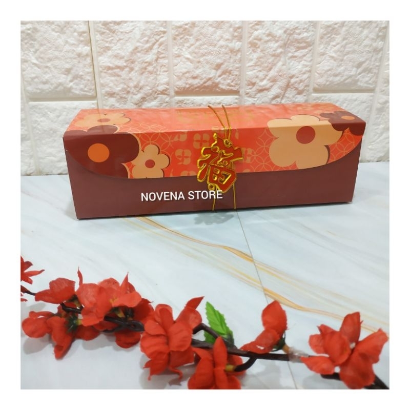 

BOX IMLEK ROLL CAKE KOTAK DUS HAMPERS CNY