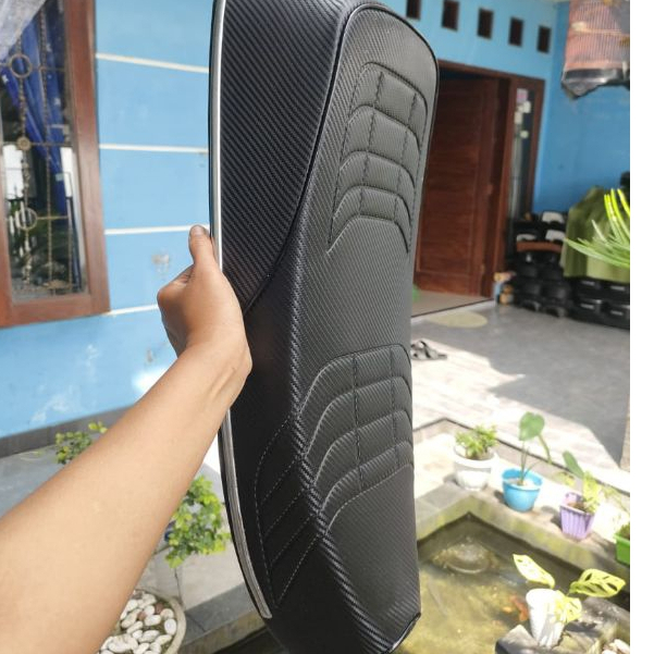 jok honda c70 racing kulit karbon