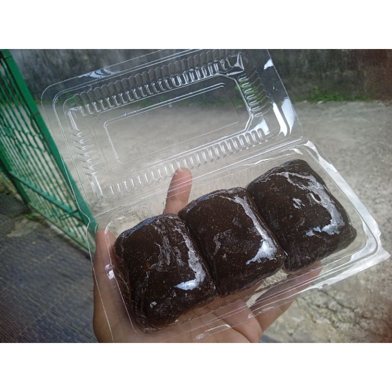 

LEMPOK DURIAN DAPET 3 PCS 1 CUP