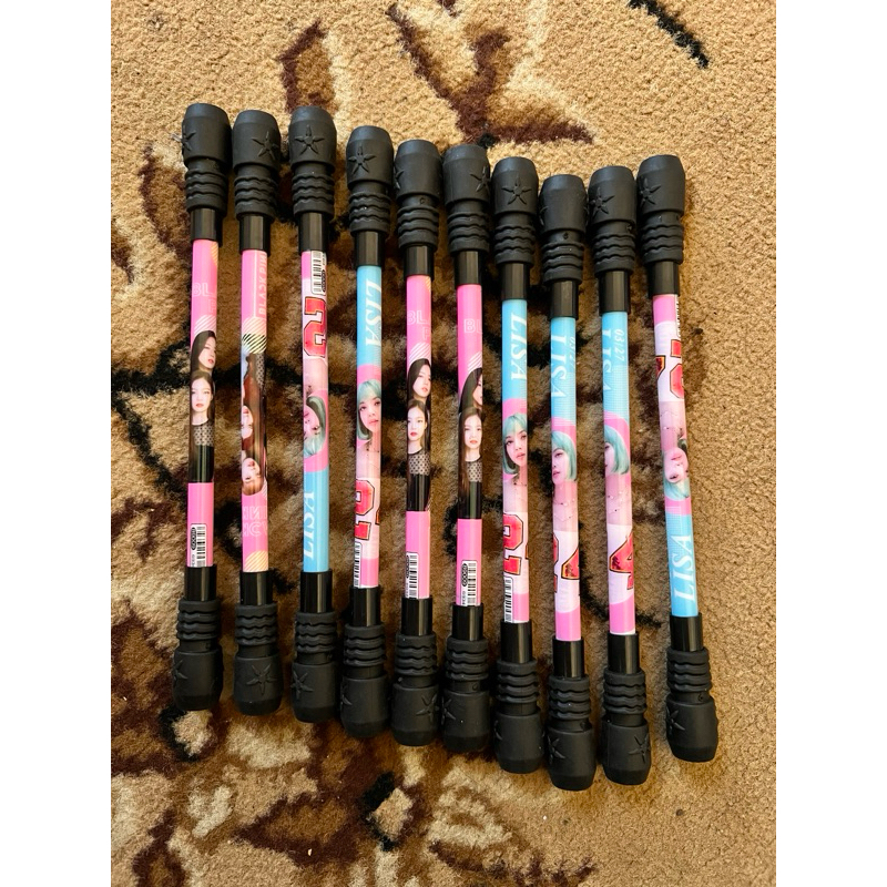

pulpen karakter blackpink