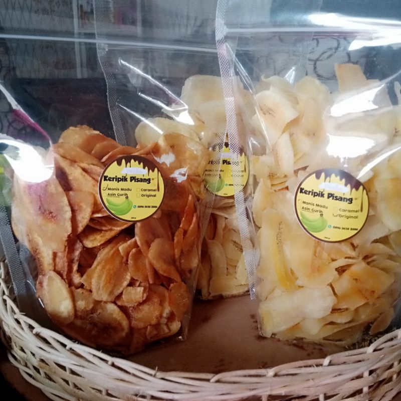 

keripik pisang gurih renyah hasil UMKM Lampung oleh oleh Lampung