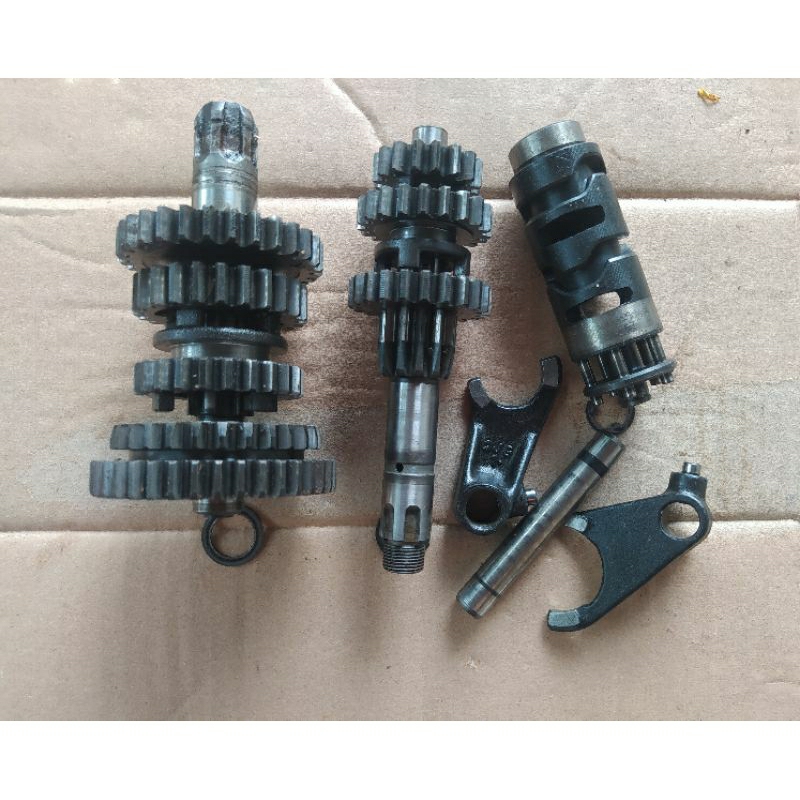 Rasio ger gir set transmisi yamaha fizr f1zr full clutch original