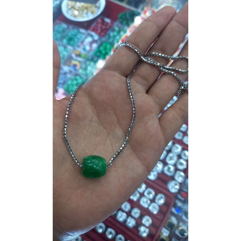 kalung liontin batu permata giok natural