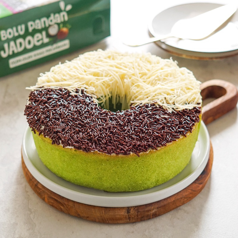 

BOLU PANDAN JADOEL TOPING COKLAT KEJU