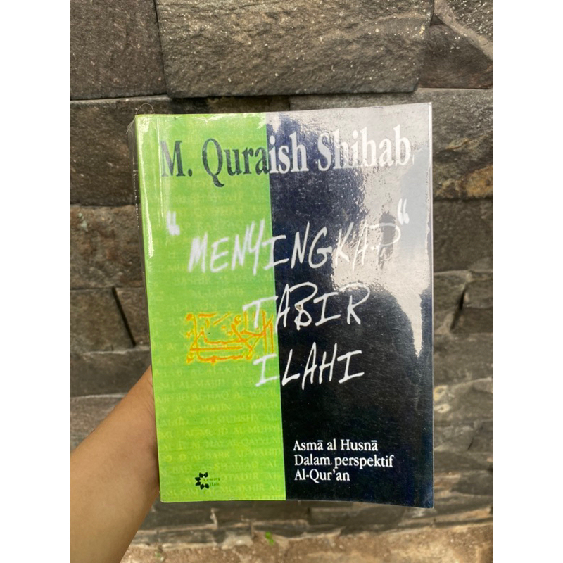 Buku Bekas Menyingkap Tabir Ilahi - M. Quraish Shihab - Preloved
