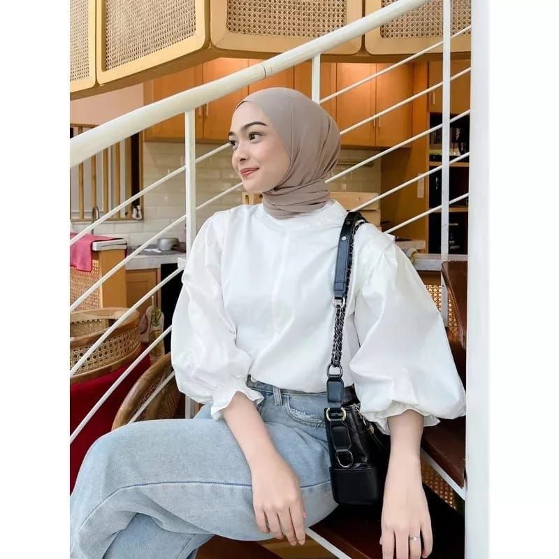 Moni Blouse Katun Poplin