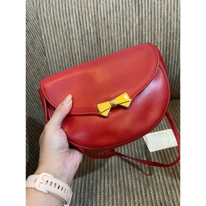 Preloved Nina Ricci leather bag (tas selempang)