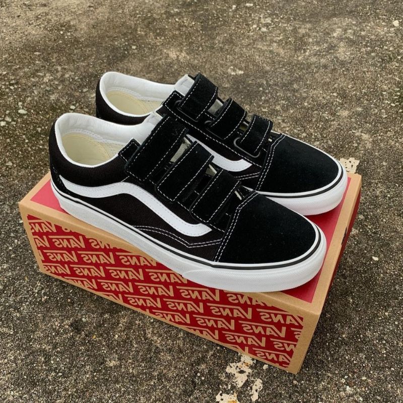 Harga retail vans hot sale old skool