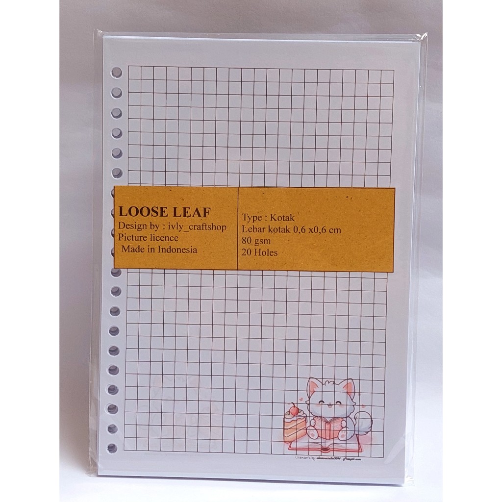 

Loose Leaf kotak kecil A5 , cute cat with book and cake