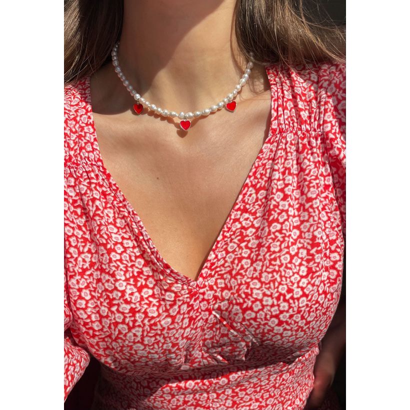 pearl necklace with three love charm