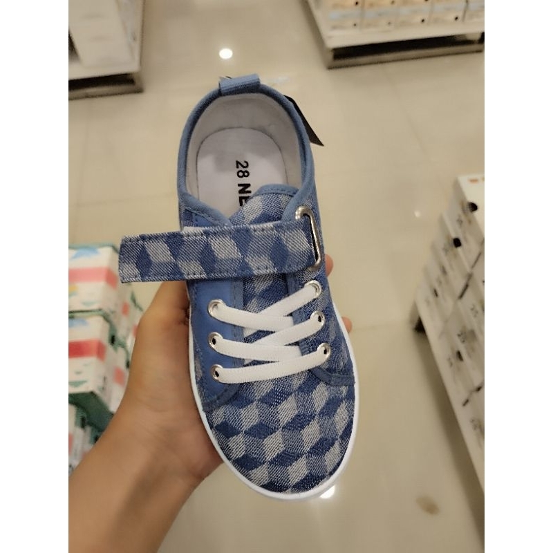 Brand Nevada sepatu anak laki laki