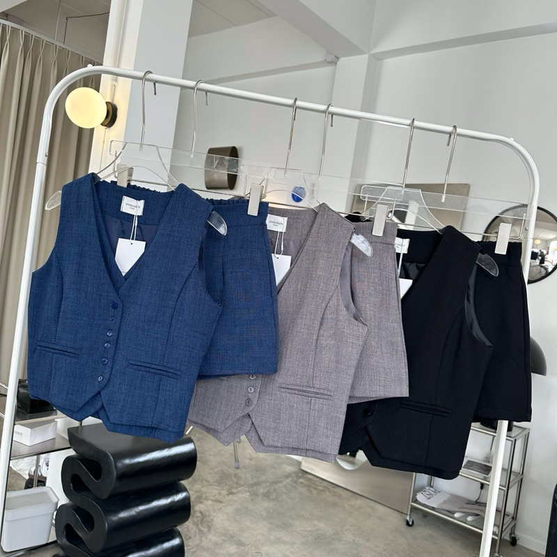 Raven Set (Korean Linen Vest Shorts One Set Import Bangkok)