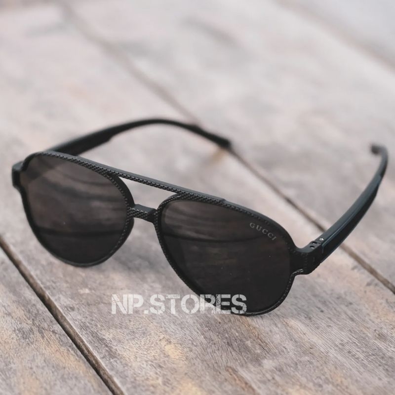 Kacamata Hitam Model Terbaru Gagang List Biru Dan Manly Sunglass Untuk Pria Cowok Cakep Desain Model