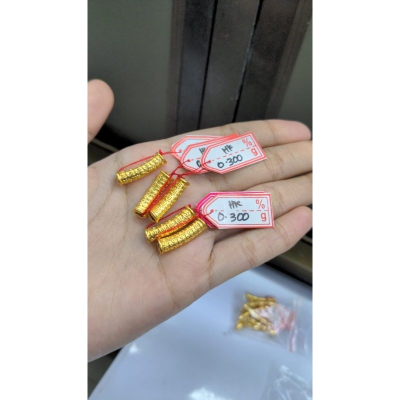 Charm Bambu Mantra Keberuntungan Emas Hongkong 999