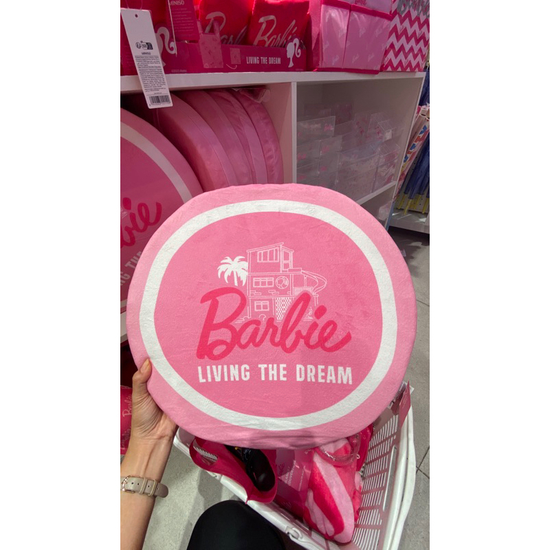 Miniso x Barbie Bantal duduk Barbie