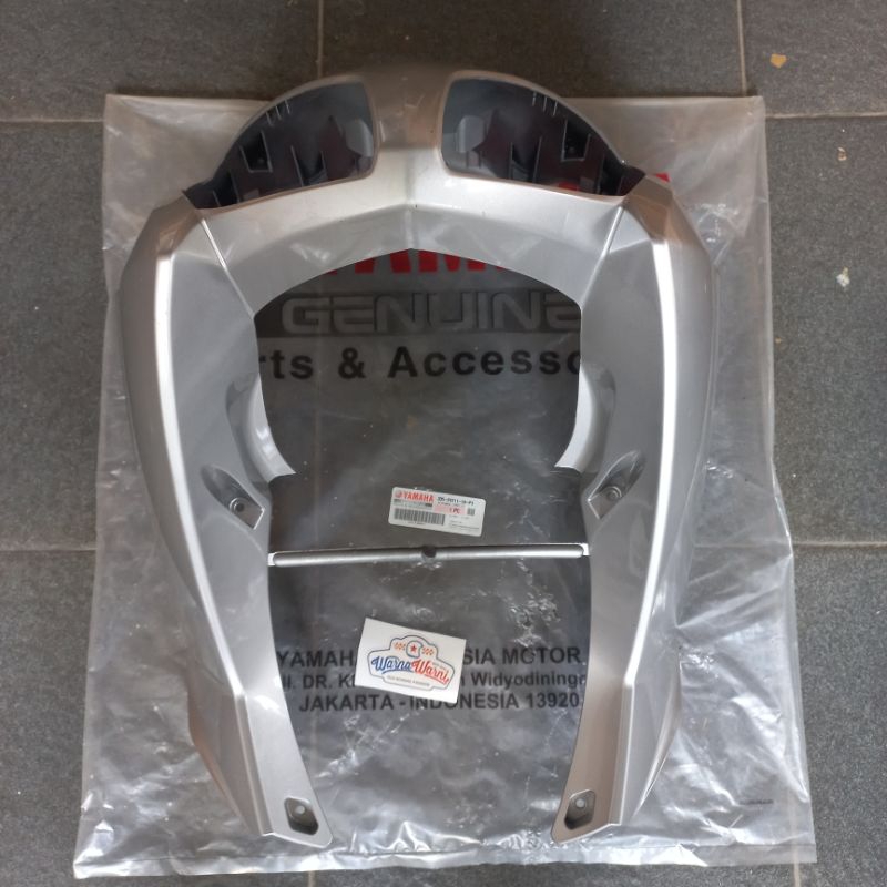 Panel tameng dasi depan Nouvo Z silver | 2D5-F8311-10-P3