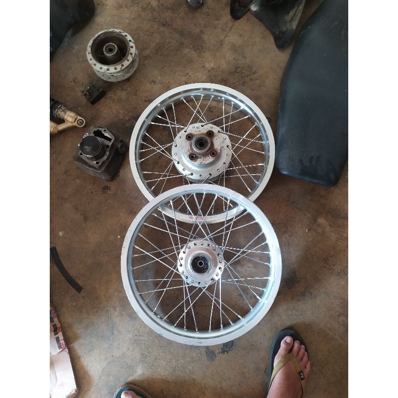 Velg Rossi Tiger Revo Tiger 2000 ring 17 set