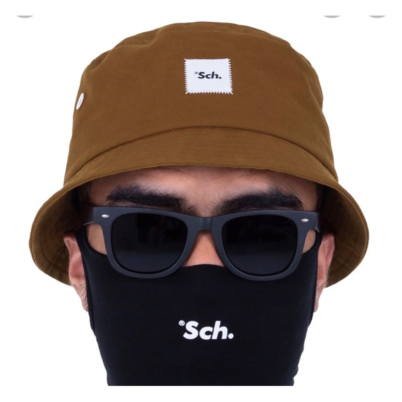 Topi bucket hat Sch original (salah beli)