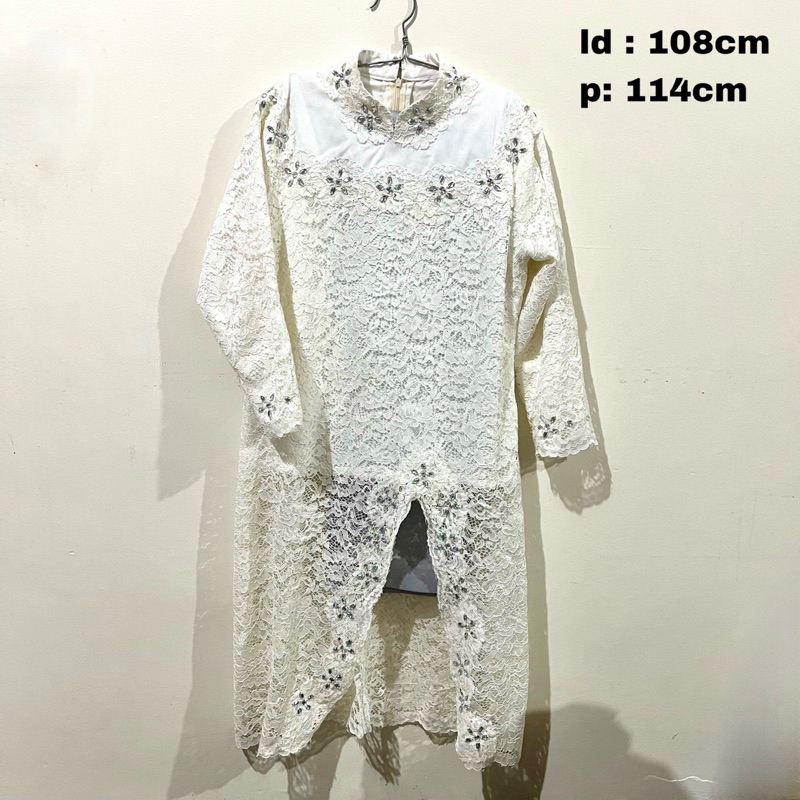 preloved kebaya dress kondangan bridesmaid putih white