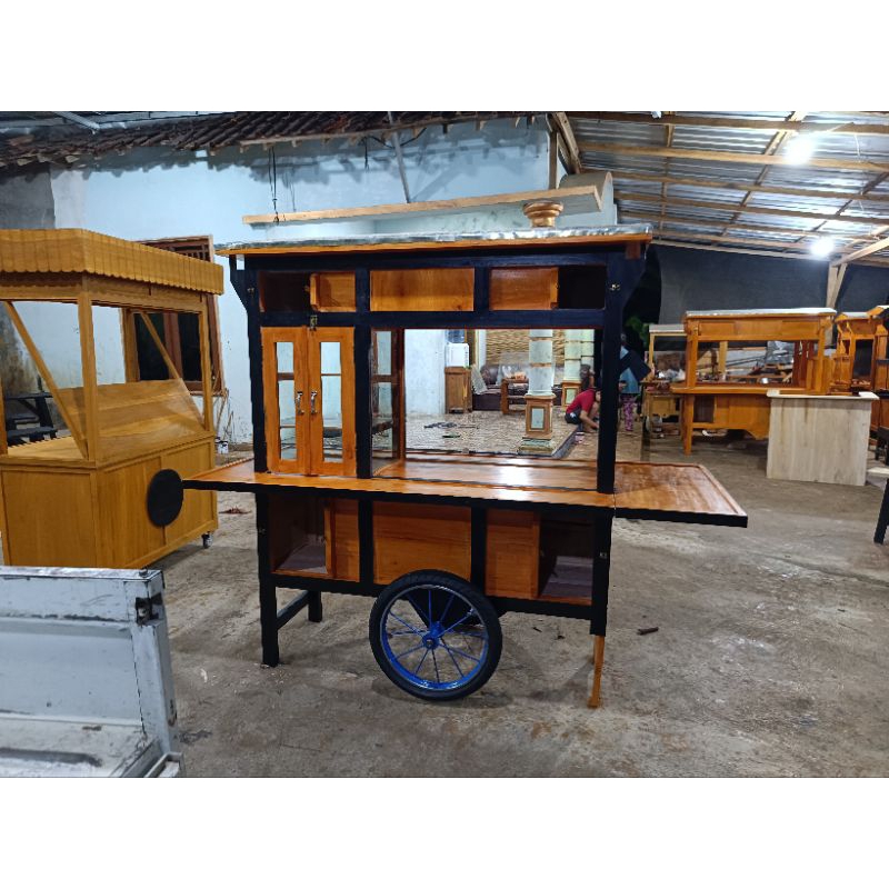 gerobak dagang berjualan