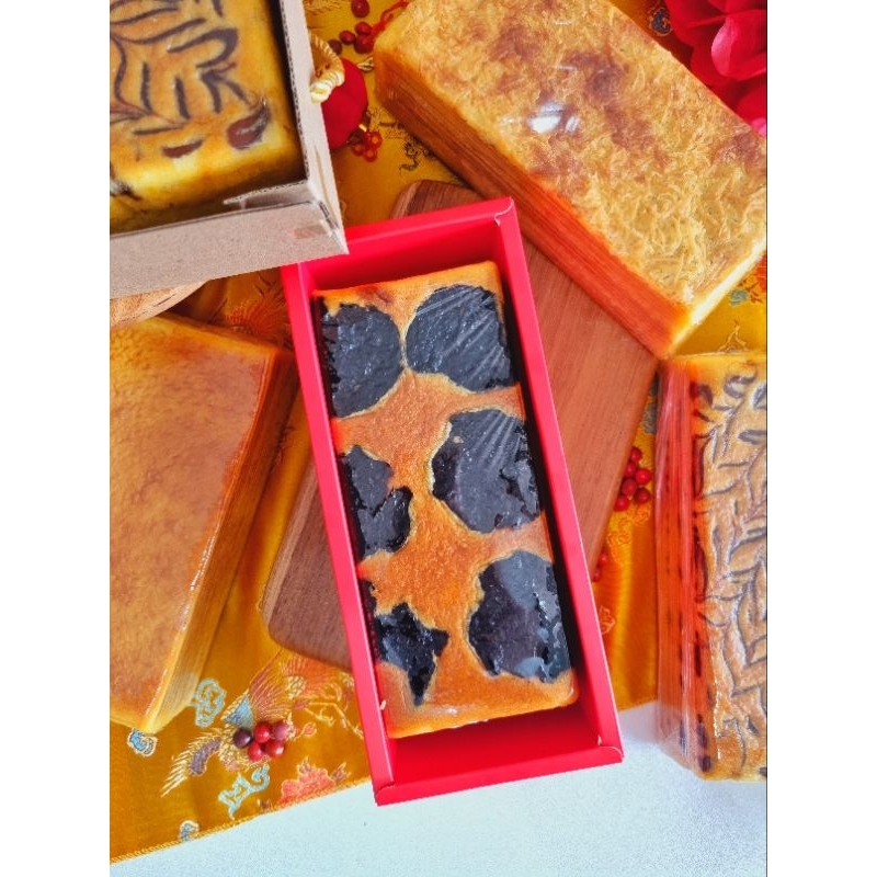 

LAPIS LEGIT / HAMPERS CNY / HAMPERS IMLEK / KUE IMLEK / LAPIS LEGIT 1/2 LOYANG