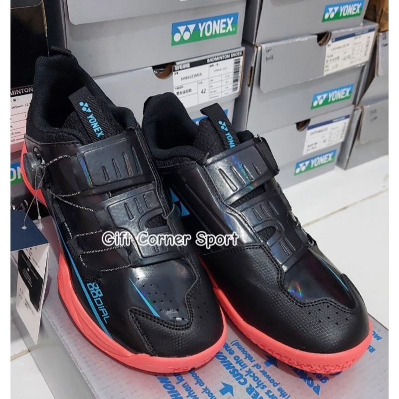 YONEX - Sepatu Badminton Power Cushion 88 DIAL BOA - Hitam