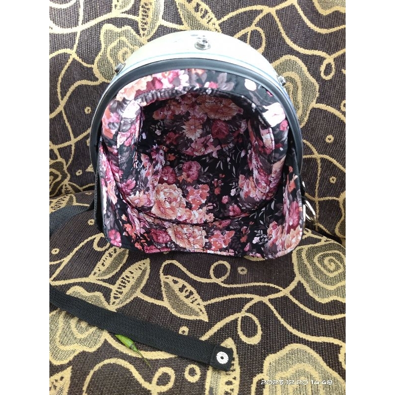 Busa Helm Chip Motif Bunga