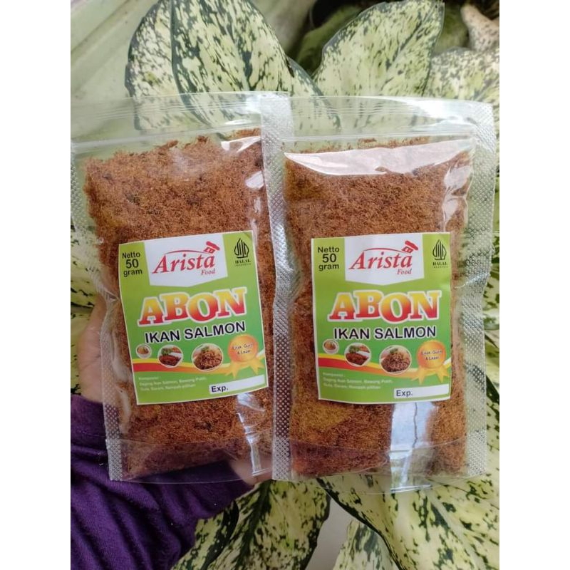 

Abon ikan salmon .kemasan 50gram cocok banget untuk anak2dan dewasa,stok baru .tinggal di tabur di atas nasi anget sudah enk banget.buat empasi anak anak oryginal dan pedas.tanpa pengawet.