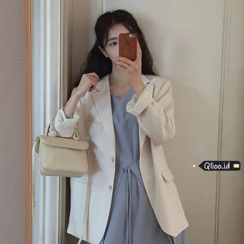 Blazer lengan panjang aprikot wanita / versi Korea dari jaket ukuran besar / blazer pendek