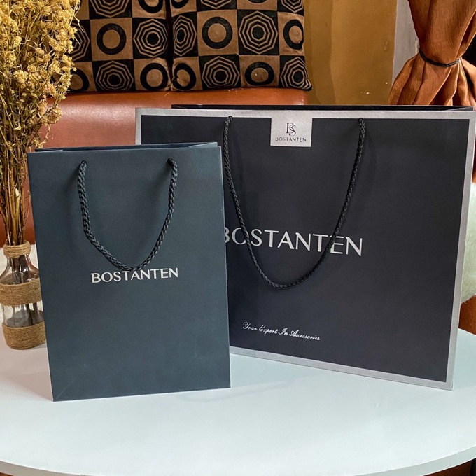 

Dapatkan produk premium dengan harga terjangkau Paper Bag Bostanten Hitam Ready 3 Ukuran Bungkus Kado Dompet Tas