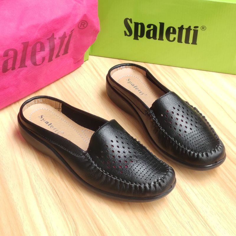 Spaletti Sepatu Bustong Wanita